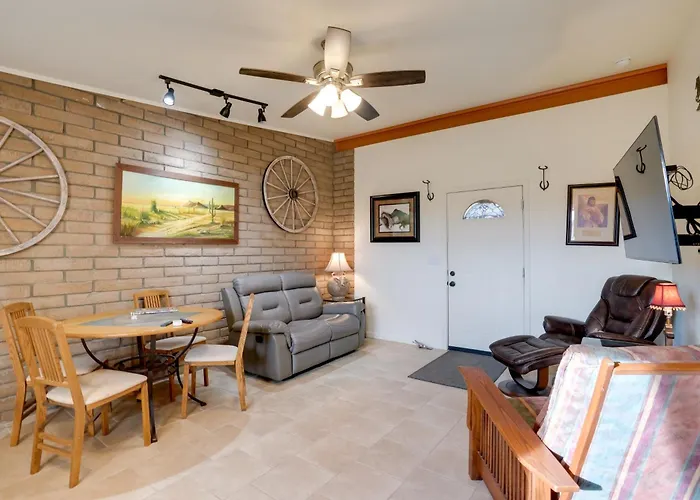 Horse Ranch Hideaway! Equestrian Casita Apartment Wickenburg