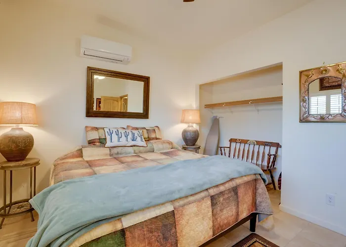 Horse Ranch Hideaway! Equestrian Casita