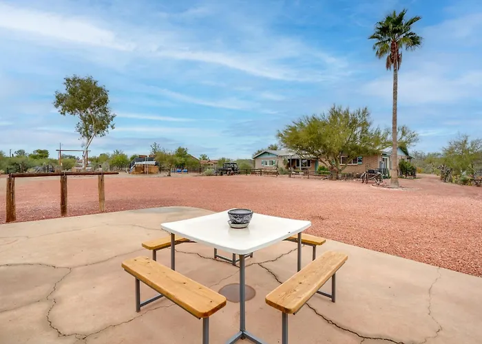 Horse Ranch Hideaway! Equestrian Casita Apartment